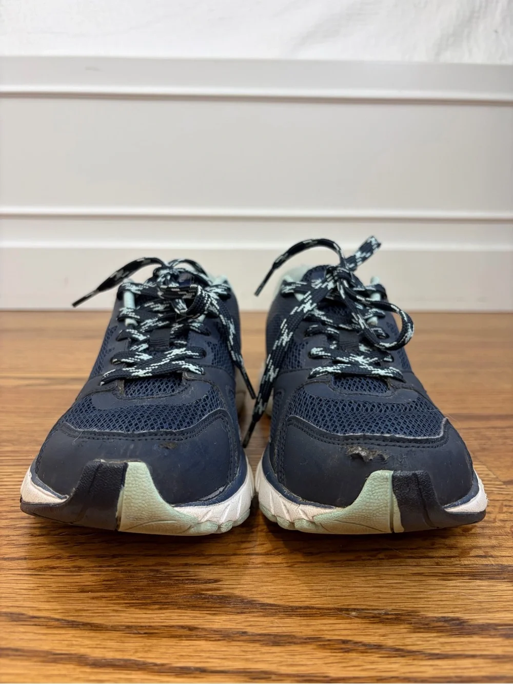Vionic Navy Drift Tokyo Leisure Sneaker (8.5)